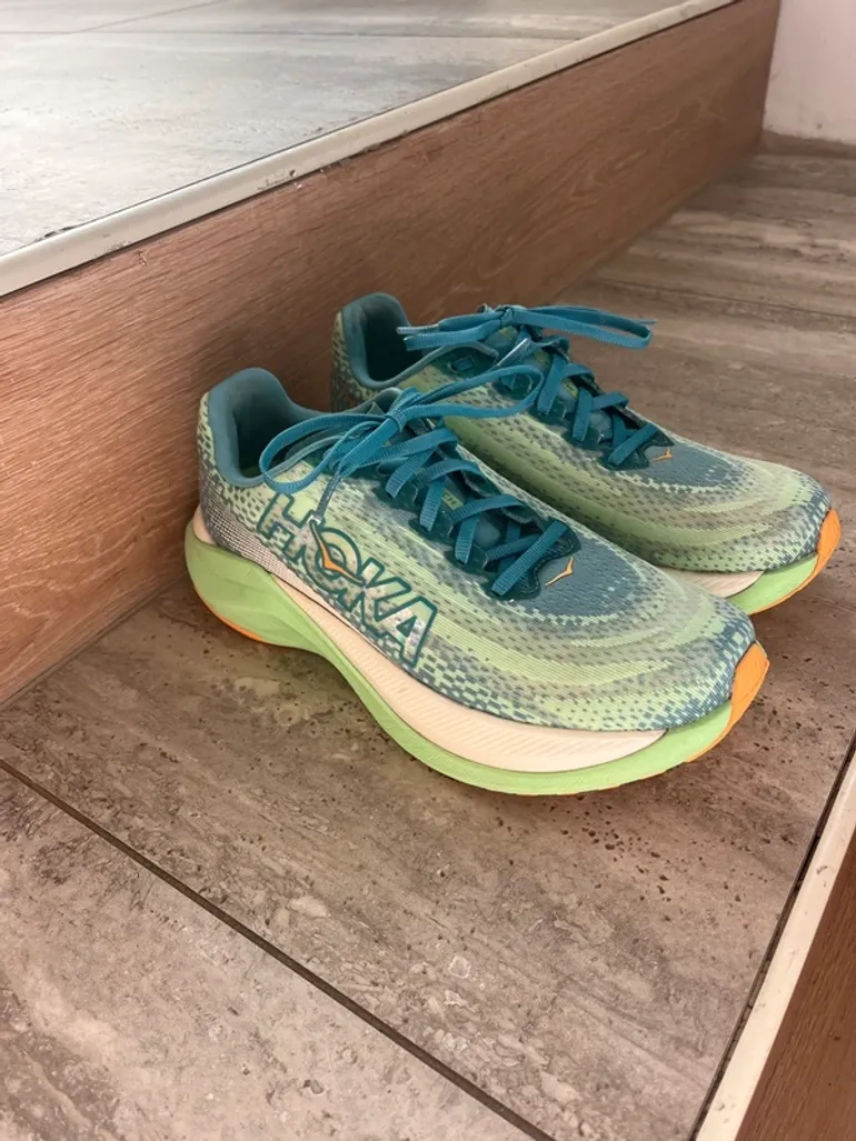 Used Hoka Mach X bike — image 2 of 4