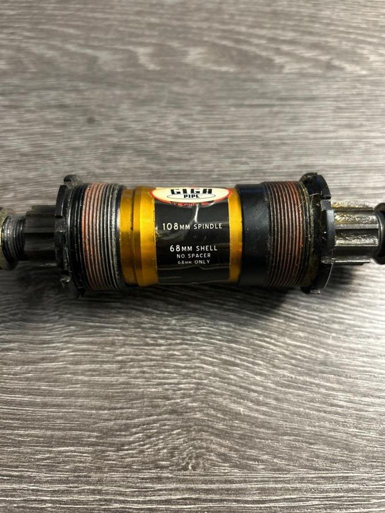 Used Truvativ Boîtier pédalier  BB-03-GPSK-108-68 bike — image 2 of 3