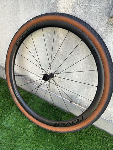 Roval Terra CLX II Wheels 2025 bike usato — immagine 6 di 8