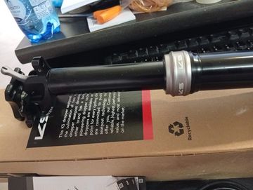 Tweedehands Kind Shock DropZone Remote Dropper Post bike — afbeelding 3 van 8