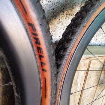 Brugt Fulcrum Wind 42 Wheels 2025 bike — billede 3 af 6