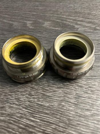 Used Campagnolo Boîtier pédalier  record 1,37 24 bike — image 2 of 3