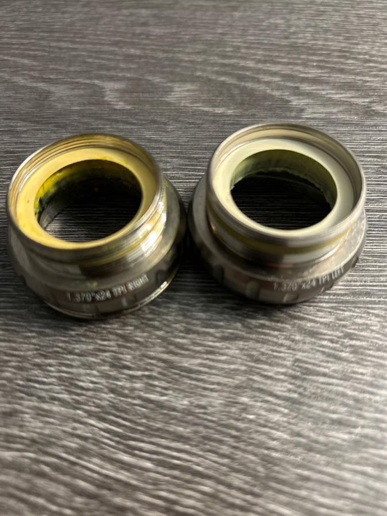 Used Campagnolo Boîtier pédalier  record 1,37 24 bike — image 2 of 3
