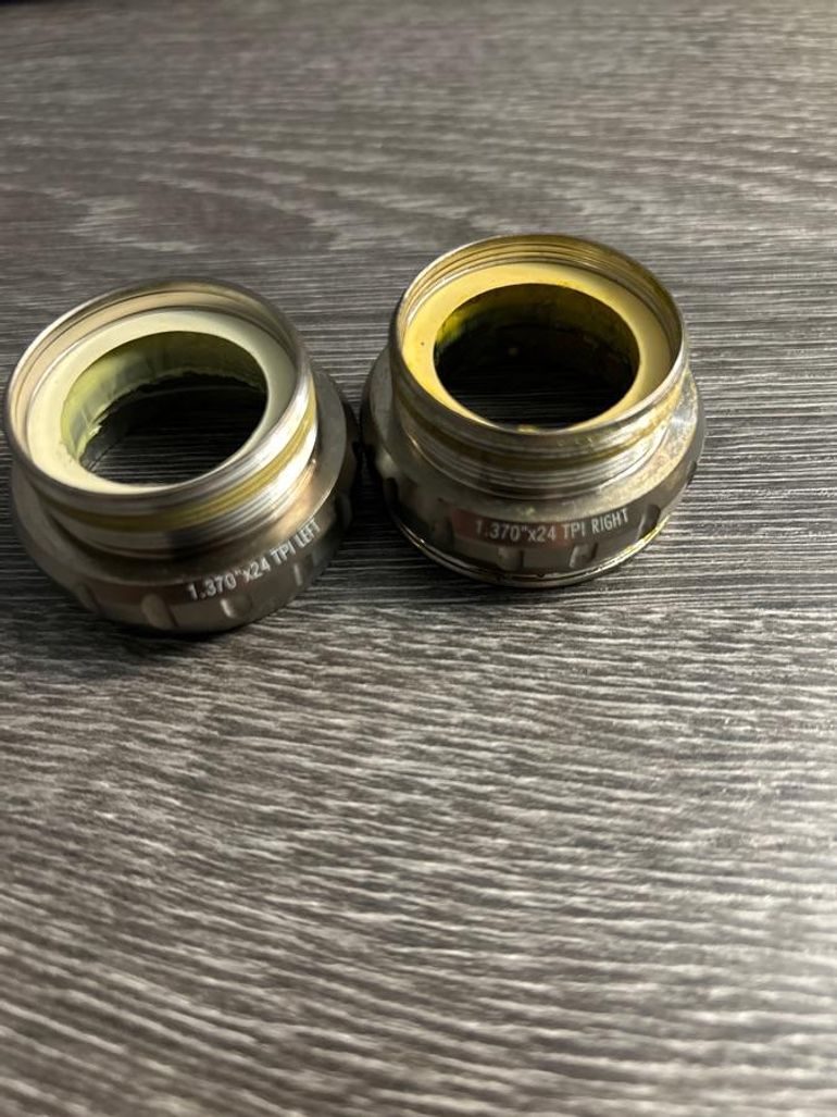 Used Campagnolo Boîtier pédalier  record 1,37 24 bike — image 3 of 3