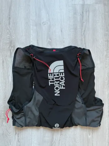 The North Face Summit Run 10L bike usato — immagine 2 di 6