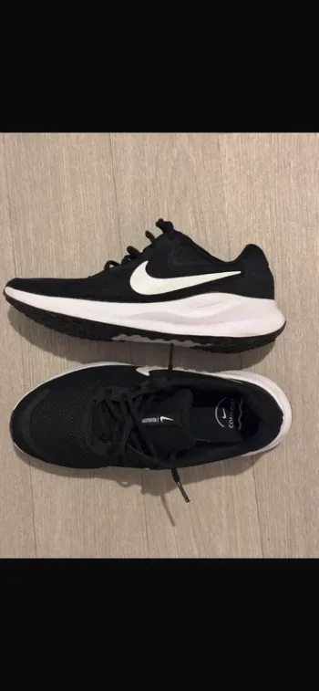 Gebrauchtes Nike Running Shoes Running Shoes
