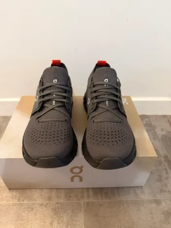 Used On Running Cloudswift 4 Running Shoes