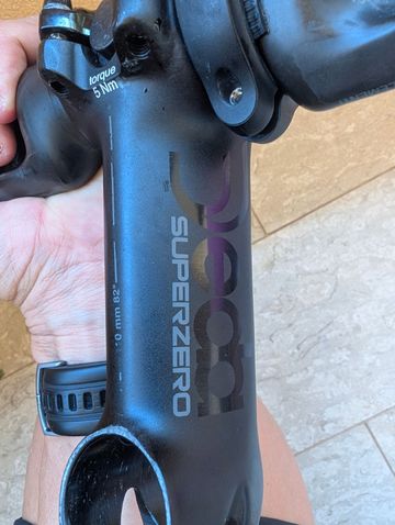Used Deda Elementi Superzero Carbon Handlebar 2022 bike — image 2 of 2