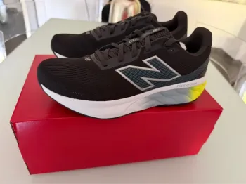 Używany New Balance 520 Running Shoes