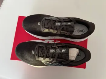 Gebrauchtes New Balance 520 bike — Bild 2 von 3