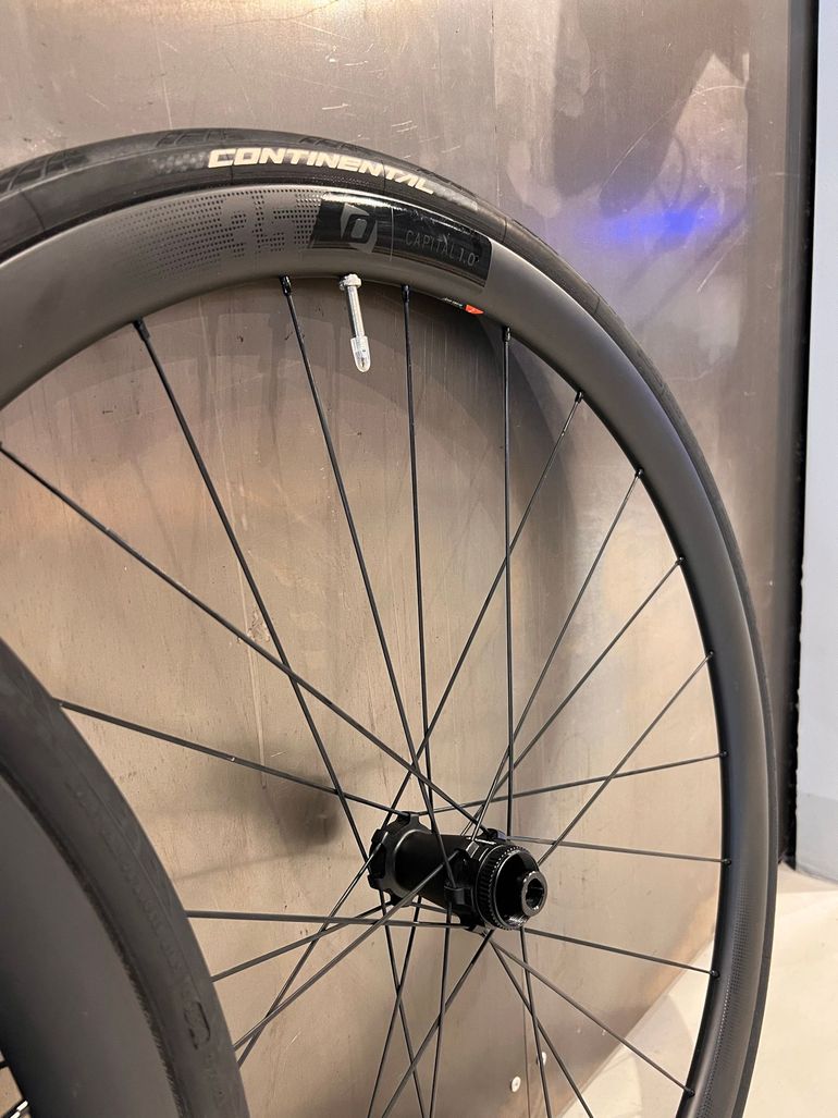 Brugt Syncros Capital 1.0 35 Wheelset 2024 bike — billede 4 af 5
