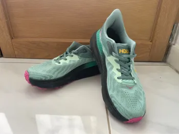 Hoka Challenger 7 Running Shoes usato