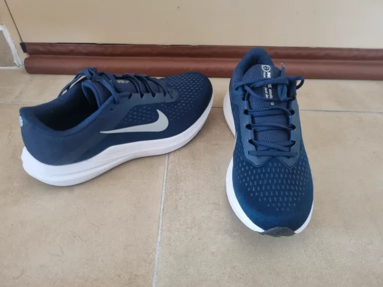 Nike Winflo 10 bike usato — immagine 2 di 5