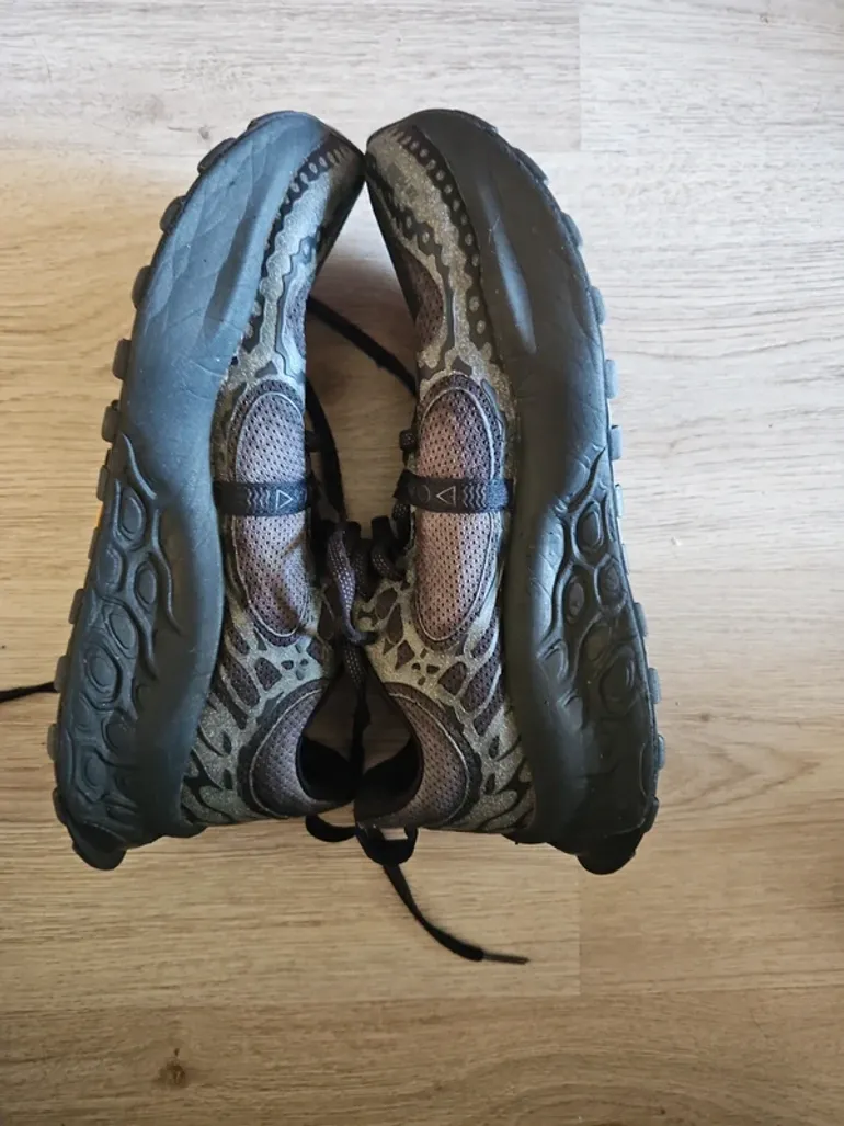 Tweedehands New Balance Hierro V8 bike — afbeelding 3 van 5