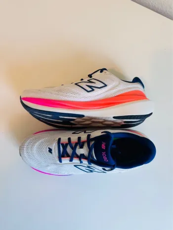 New Balance 1080 bike usato — immagine 5 di 6