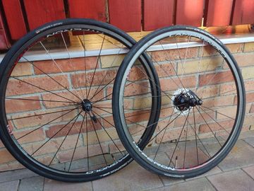 Used Campagnolo Hyperon Ultra Two Carbon Clincher Wheelset Wheels