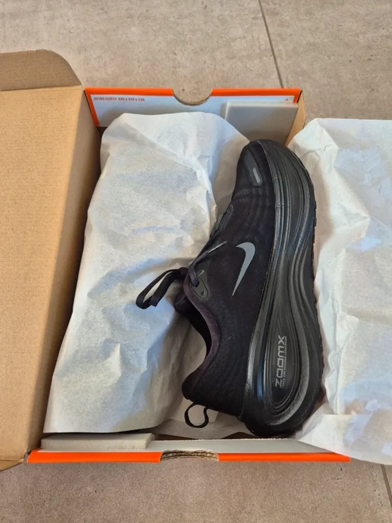 Nike Vomero Plus bike usato — immagine 11 di 13