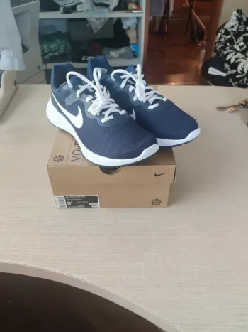 Tweedehands Nike Schuhe bike — afbeelding 2 van 6