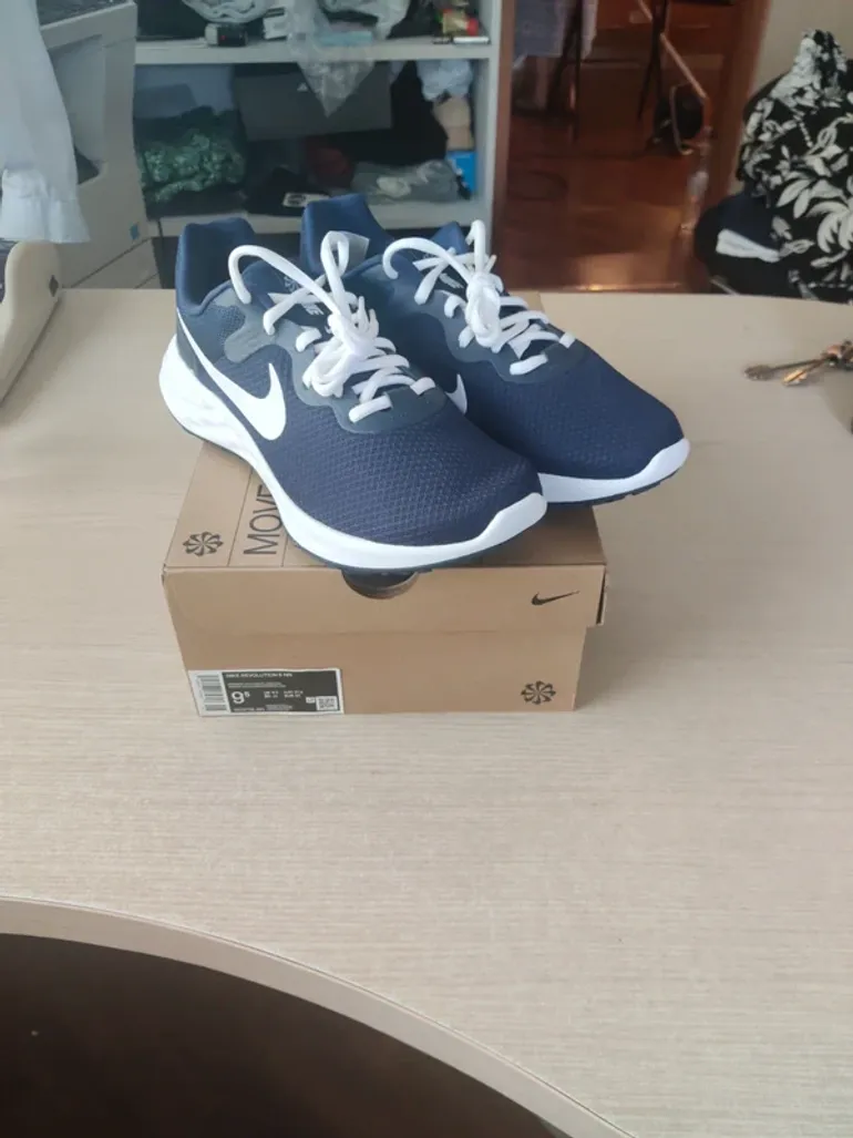 Tweedehands Nike Schuhe bike — afbeelding 2 van 6