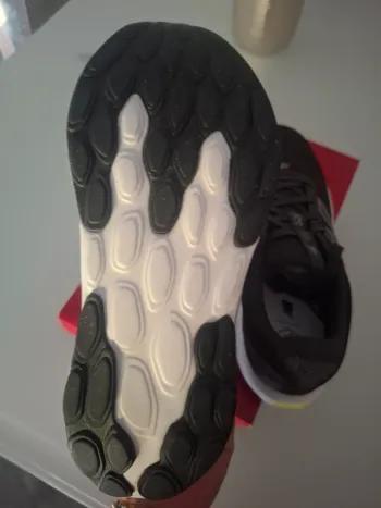 Used New Balance 520 Fresh Foam bike — image 4 of 5