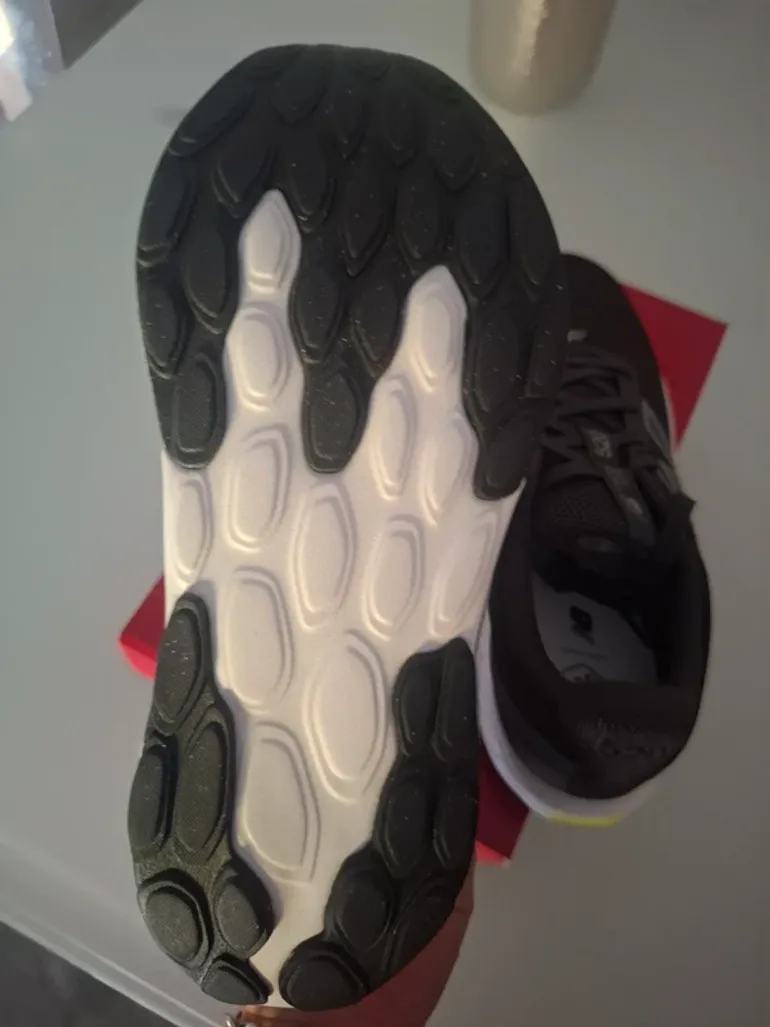 Used New Balance 520 Fresh Foam bike — image 4 of 5
