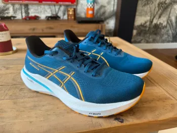 Brugt Asics Running Shoes bike — billede 4 af 4