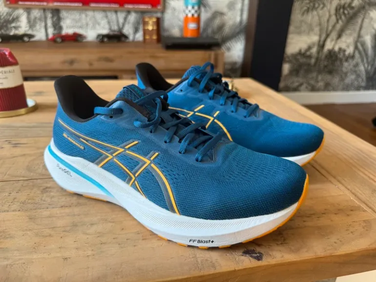 Brugt Asics Running Shoes bike — billede 4 af 4