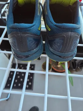 Used Asics GT-2000 bike — image 6 of 15