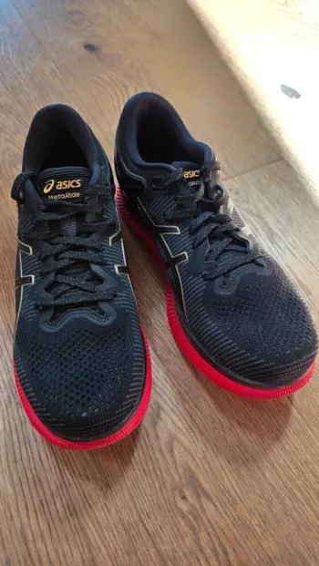 Used Asics MetaRide bike — image 5 of 5