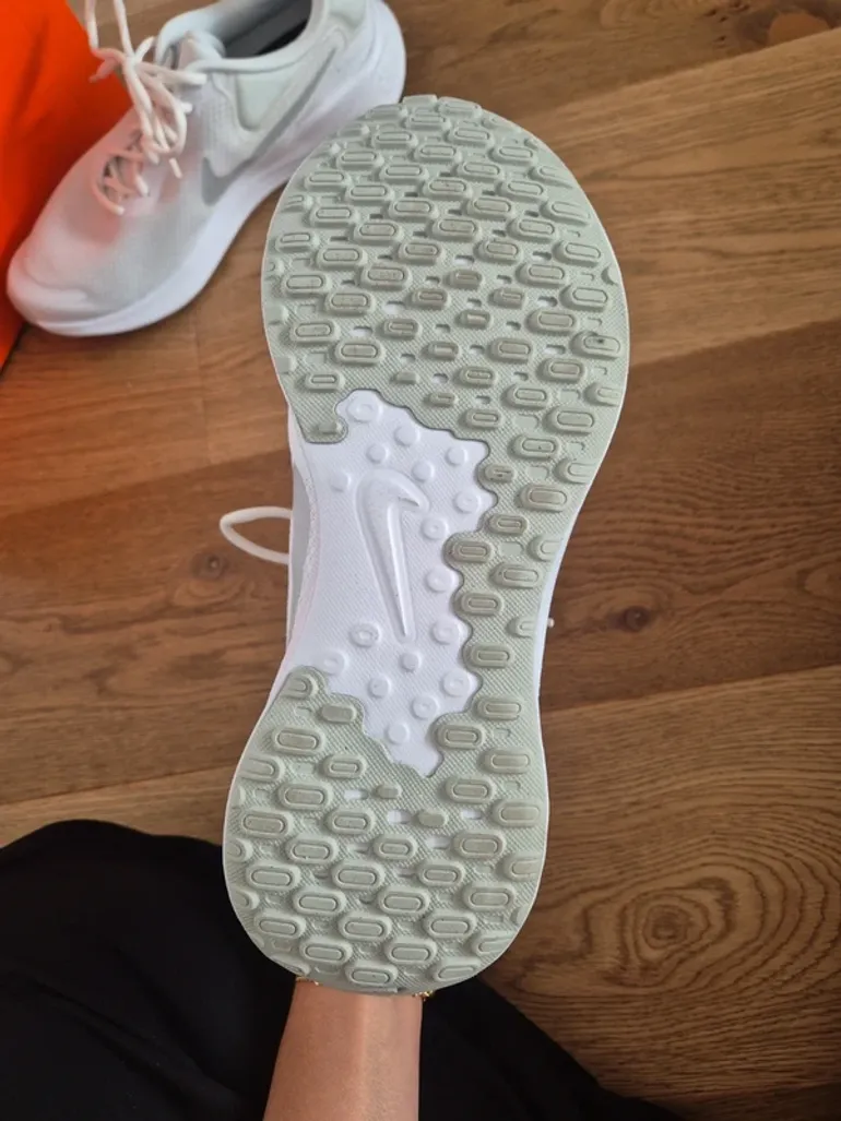 Used Nike Sportschuhe bike — image 3 of 4