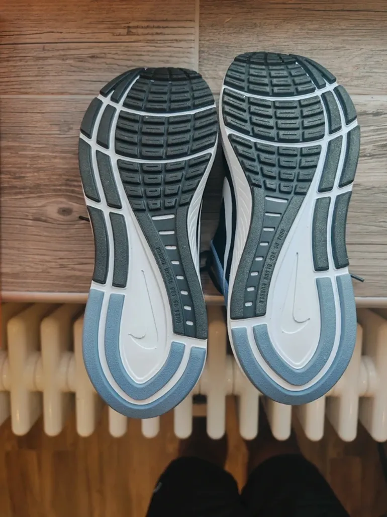 Nike Air Zoom Structure 24 bike usato — immagine 3 di 5