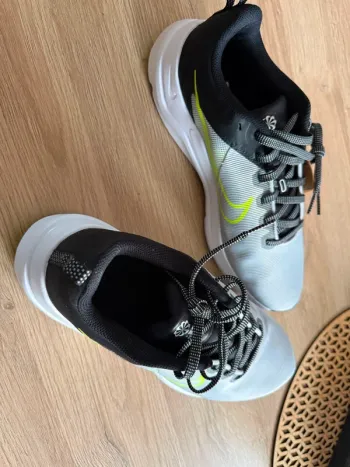 Nike Running shoes bike usato — immagine 2 di 7