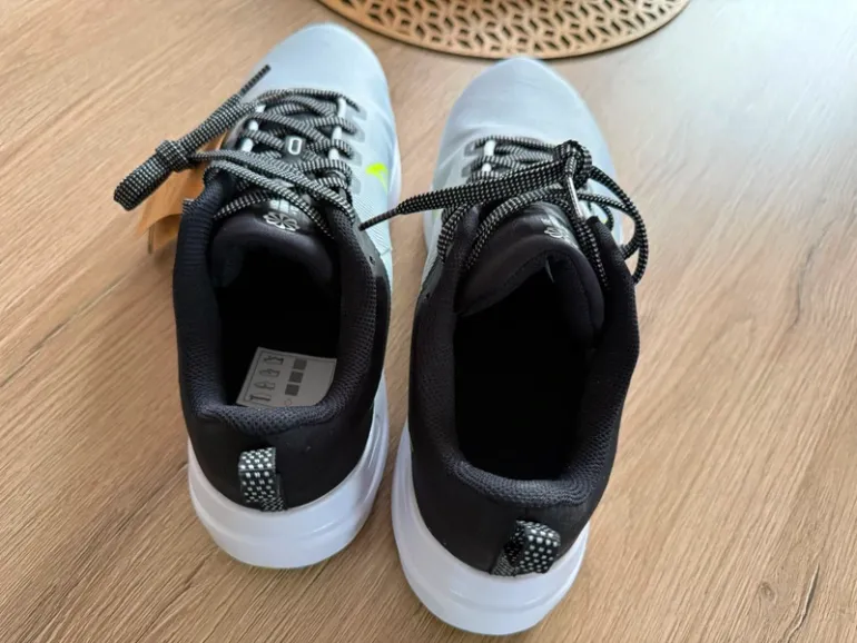 Nike Running shoes bike usato — immagine 7 di 7
