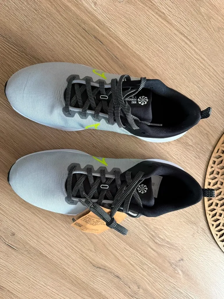 Nike Running shoes bike usato — immagine 5 di 7