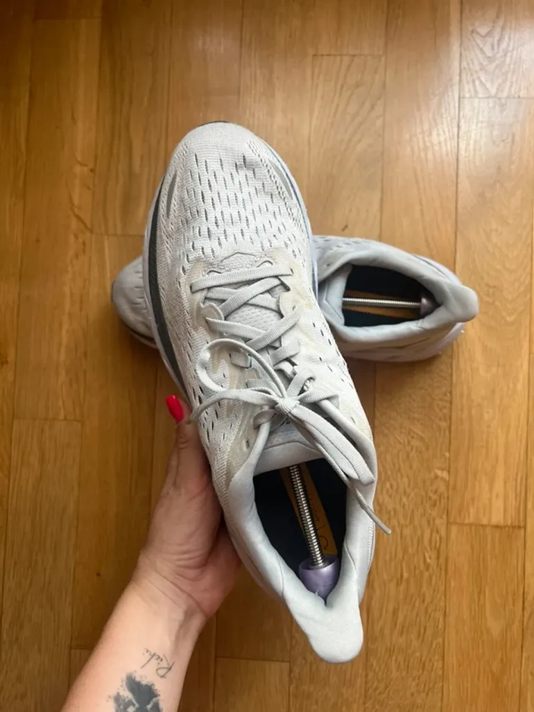 Used Hoka Clifton 8 bike — image 2 of 14