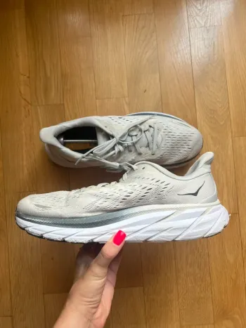 Used Hoka Clifton 8 bike — image 6 of 14