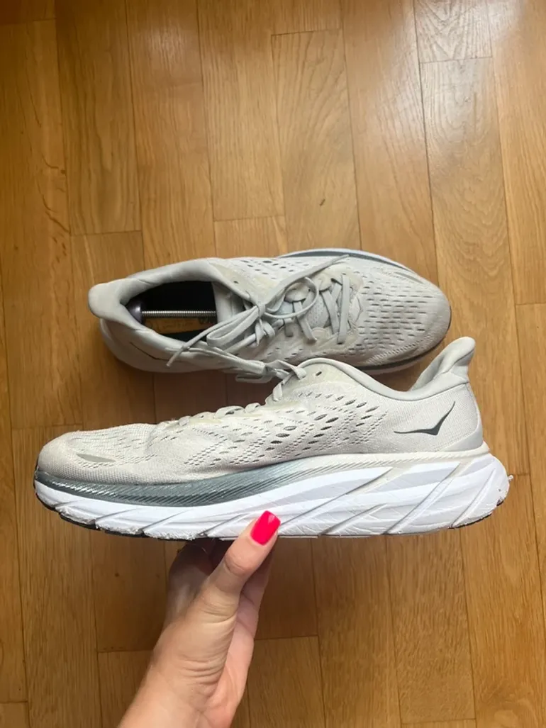 Used Hoka Clifton 8 bike — image 6 of 14