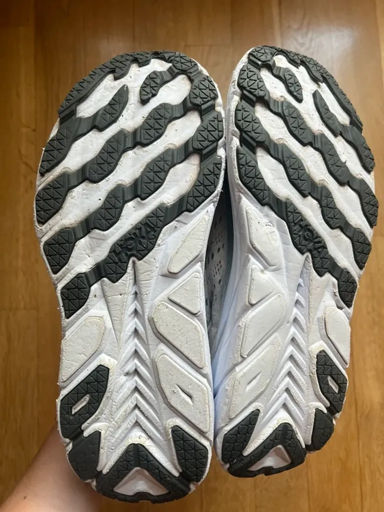 Used Hoka Clifton 8 bike — image 10 of 14