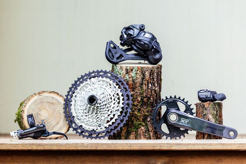 Used Shimano Deore XT Di2 M8200 Groupset 2026 Groupset