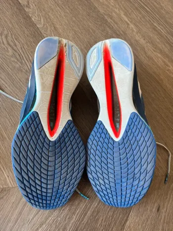 Used Nike Vaporfly Next% 4 bike — image 3 of 4