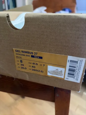 Tweedehands Asics Nimbus 27 bike — afbeelding 2 van 4