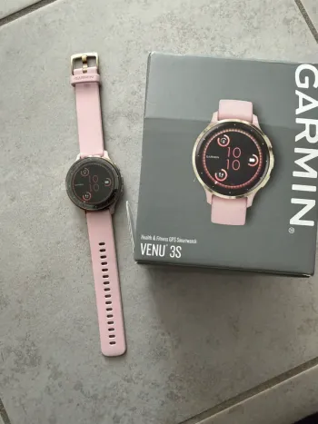 Tweedehands Garmin Venu 3S Electronics