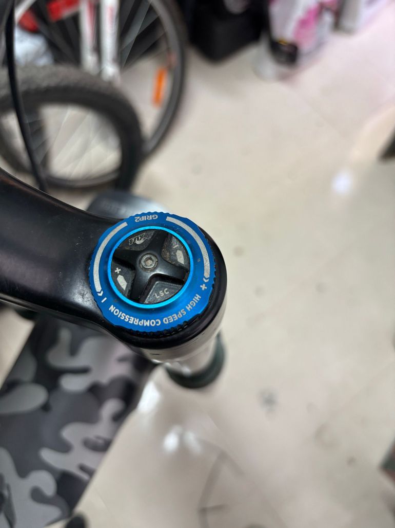 Brugt Fox 36 Factory 2021 bike — billede 2 af 8