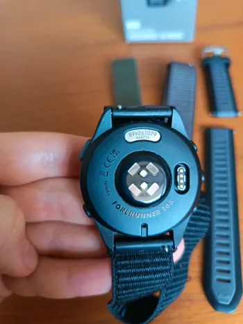 Used Garmin Forerunner 165 Music bike — image 2 of 2