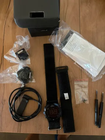 Used Garmin fenix2 bike — image 3 of 3