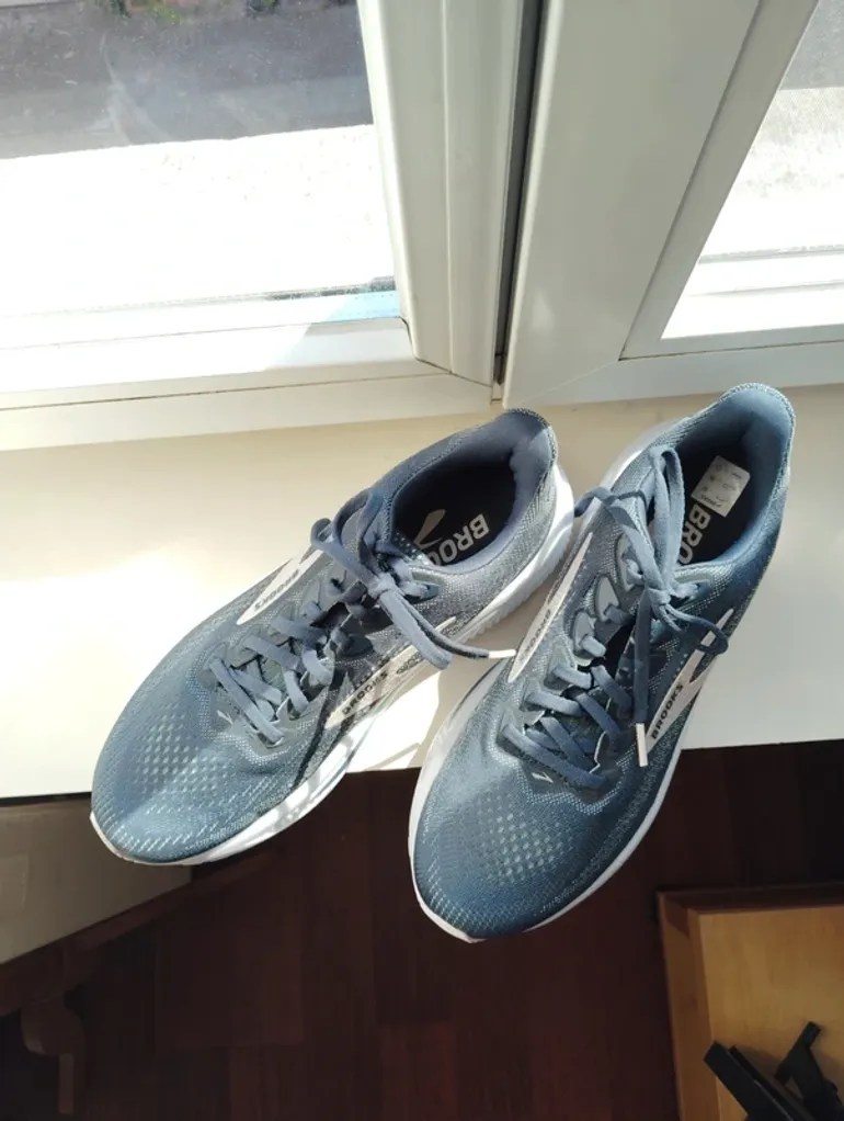 Used Brooks Ghost 17 bike — image 2 of 7