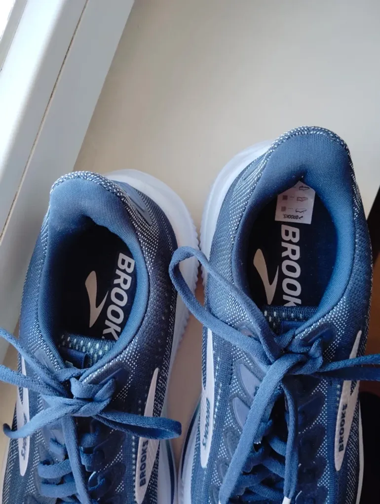 Used Brooks Ghost 17 bike — image 5 of 7