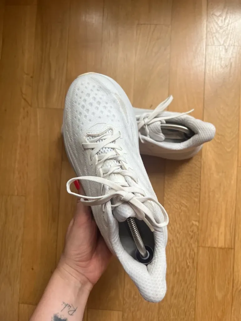 Used Hoka Clifton 9 bike — image 2 of 15
