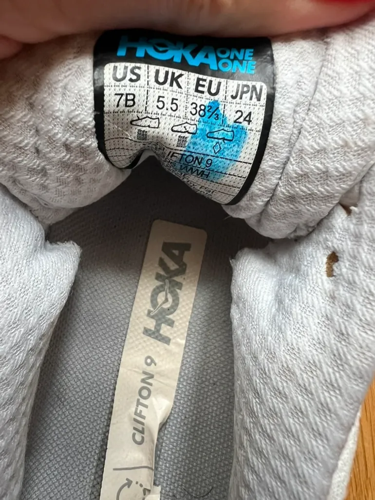 Used Hoka Clifton 9 bike — image 15 of 15