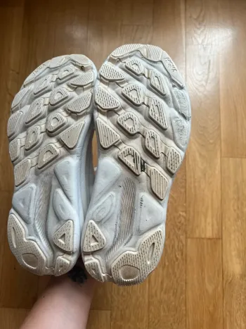 Used Hoka Clifton 9 bike — image 11 of 15